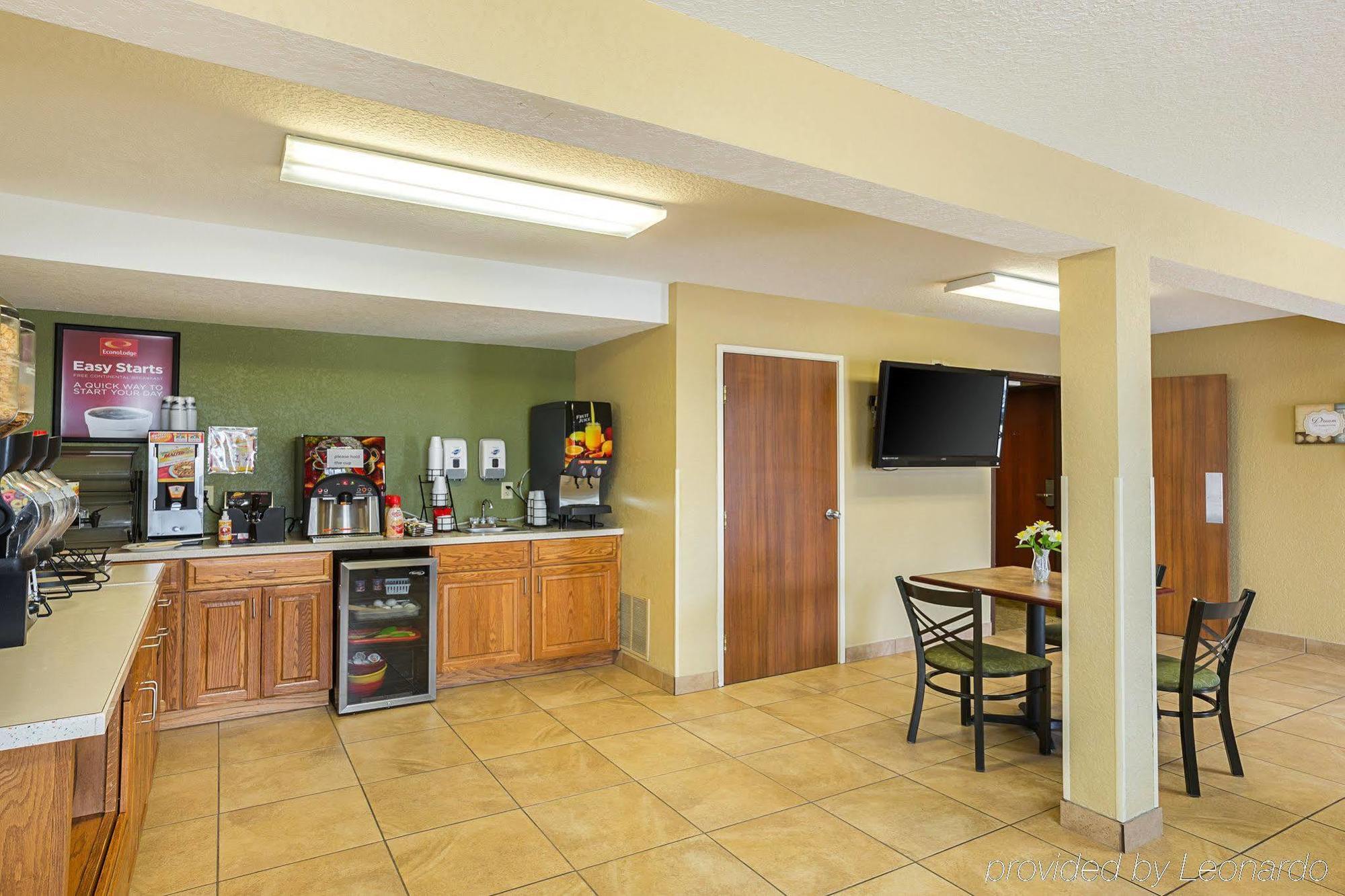 Rodeway Inn & Suites Kearney Buitenkant foto