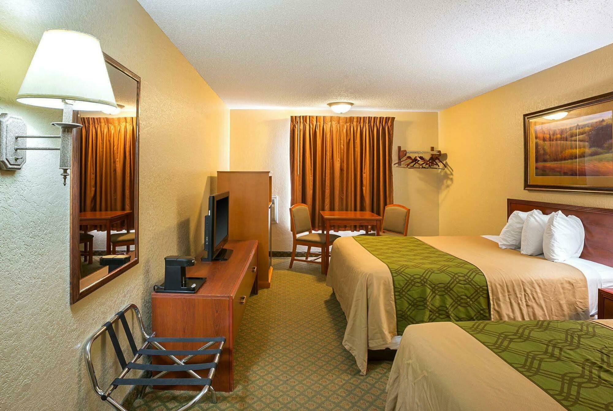 Rodeway Inn & Suites Kearney Buitenkant foto